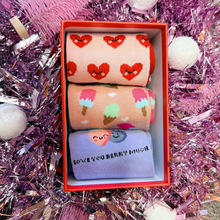 Load image into Gallery viewer, love milk_shake socks