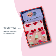 Load image into Gallery viewer, love milk_shake socks
